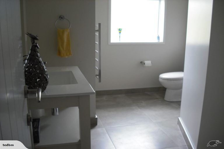 Photo of property in 500 Kinloch Road, Kinloch, Taupo, 3377