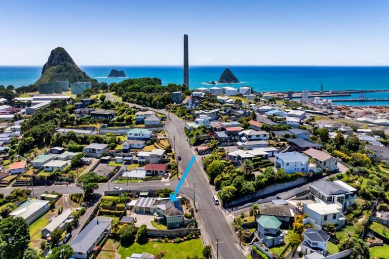 Photo of property in 5 Scott Street, Moturoa, New Plymouth, 4310