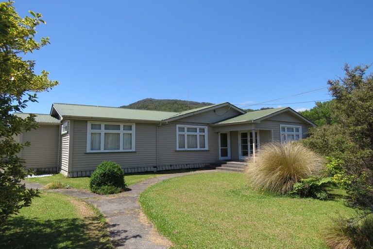 Photo of property in 9 River Road, Hector, 7822