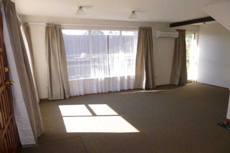 Photo of property in 2/132 Hay Street, Bromley, Christchurch, 8062