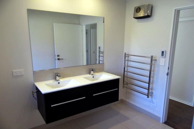 Photo of property in 12a Studholme Street, Somerfield, Christchurch, 8024