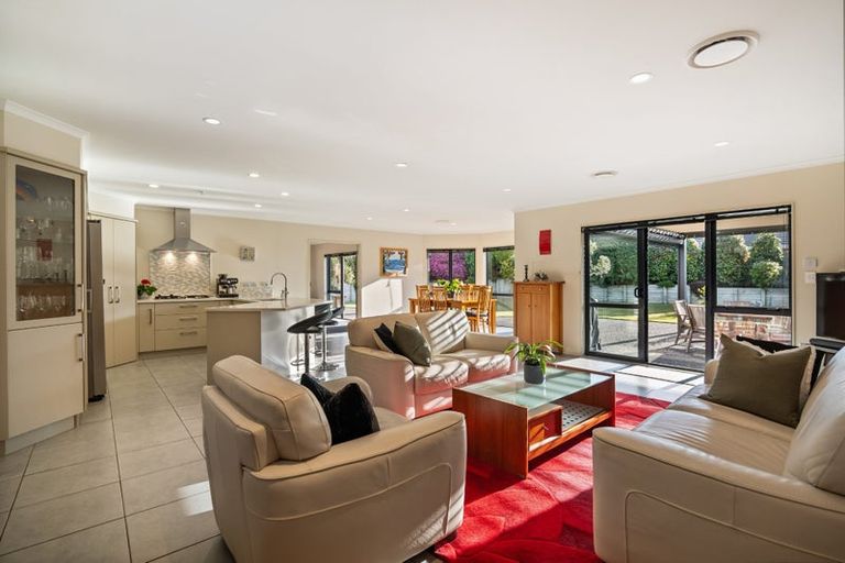 Photo of property in 36 Sunny Crescent, Huapai, Kumeu, 0810