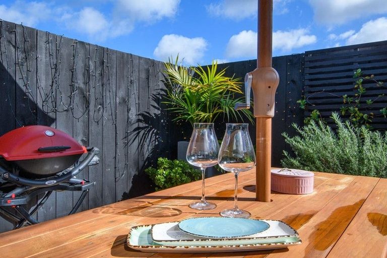Photo of property in 61 Ivy Nola Way, Henderson, Auckland, 0612