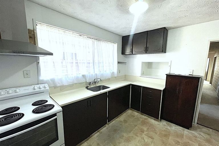 Photo of property in 1/107 Main North Road, Papanui, Christchurch, 8052