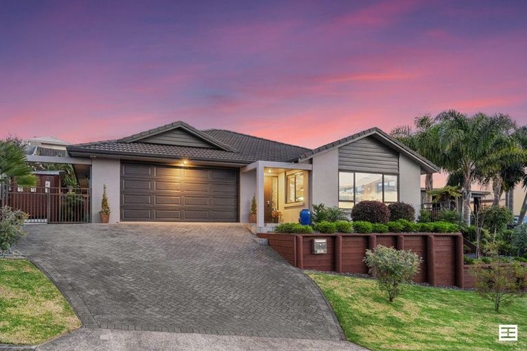 Photo of property in 8 Siemonek Rise, Bethlehem, Tauranga, 3110