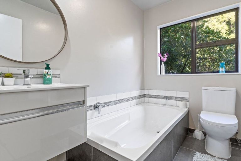 Photo of property in 24 Titoki Street, Lansdowne, Masterton, 5810