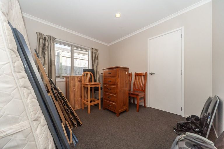 Photo of property in 10 Greenstone Grove, Brown Owl, Upper Hutt, 5018