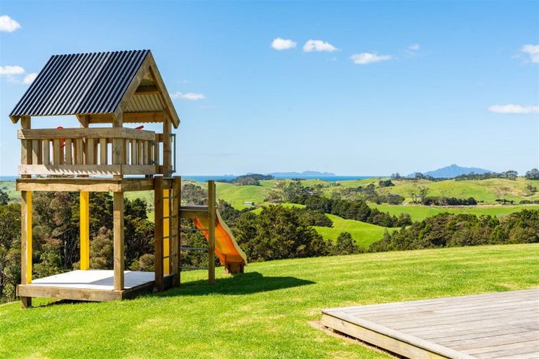 Photo of property in 440 Glenmohr Road, Waipu, 0582