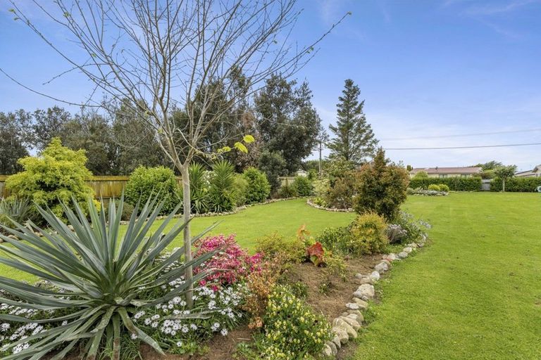 Photo of property in Trackside Villas, 7/91 Mako Mako Road, Levin, 5510