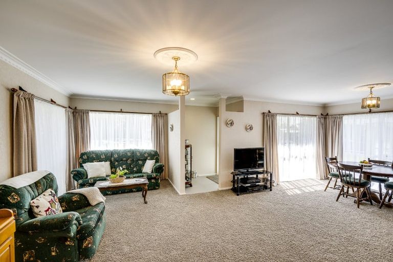 Photo of property in 66b Puketapu Road, Taradale, Napier, 4112