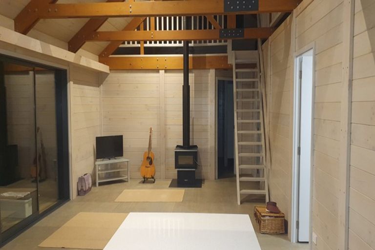 Photo of property in 221a Te Wahapu Road, Russell, 0272