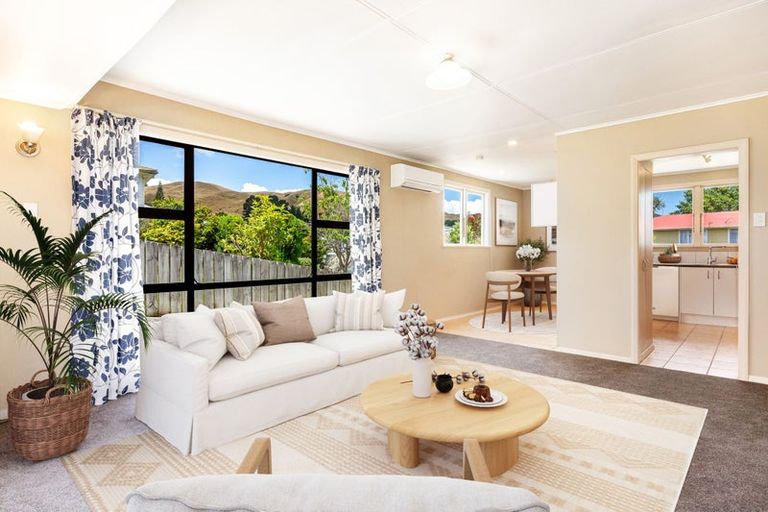 Photo of property in 15 Kalingo Street, Waitangirua, Porirua, 5024