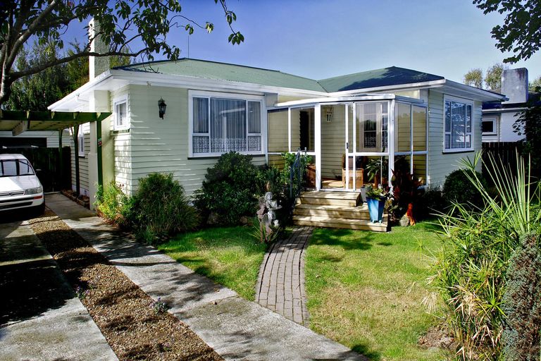 Photo of property in 33 Lancaster Street, Highbury, Palmerston North, 4412