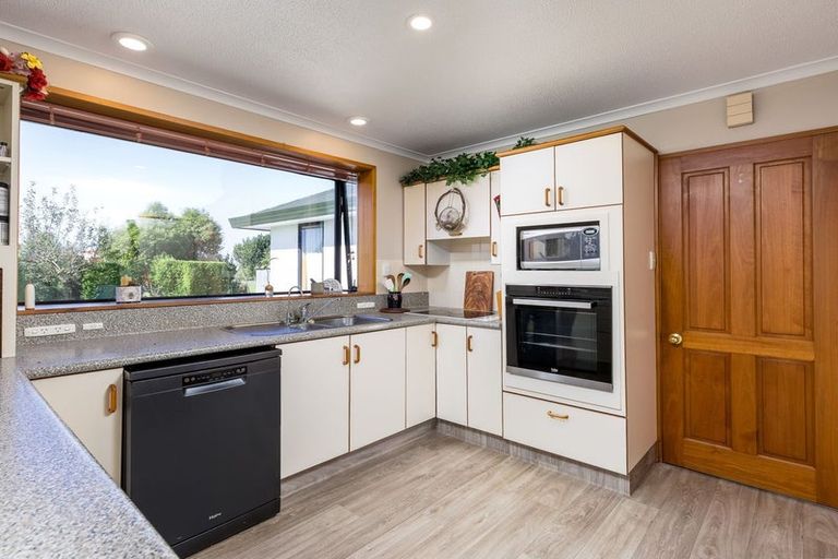 Photo of property in 42 Allan Street, Waimate, 7924