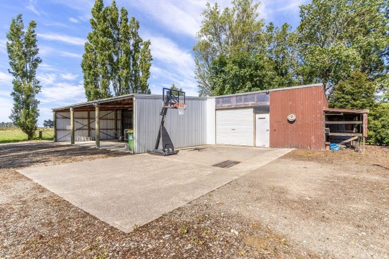 Photo of property in 331 Makarewa-browns Road, Lochiel, Winton, 9781