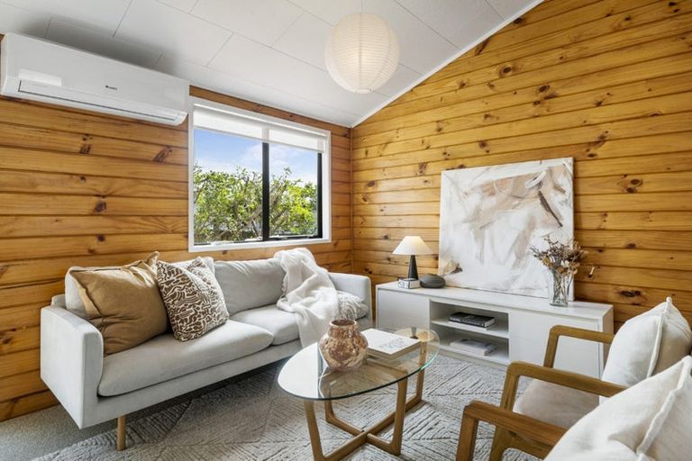 Photo of property in 30a Lancaster Road, Beach Haven, Auckland, 0626