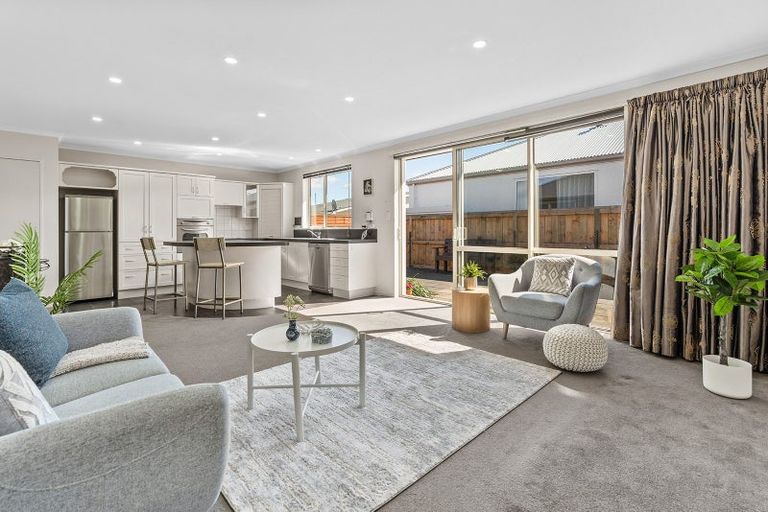 Photo of property in 10b Berwick Street, Mosgiel, 9024