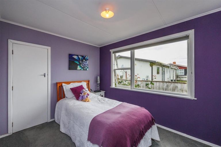 Photo of property in 16 Wilson Street, Bulls, 4818