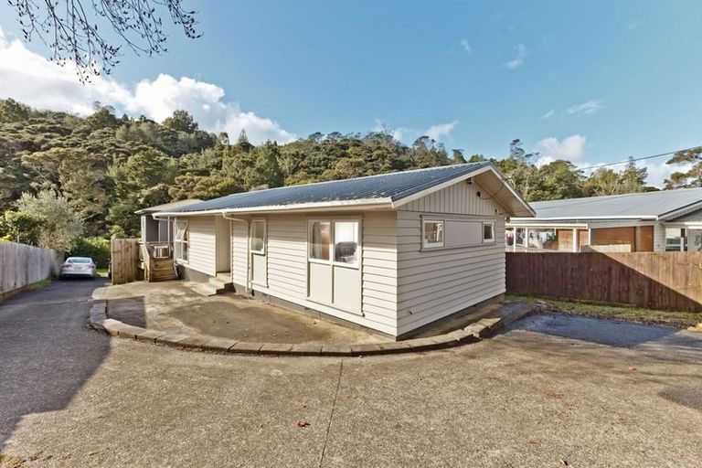 Photo of property in 74 Eskdale Road, Birkdale, Auckland, 0626