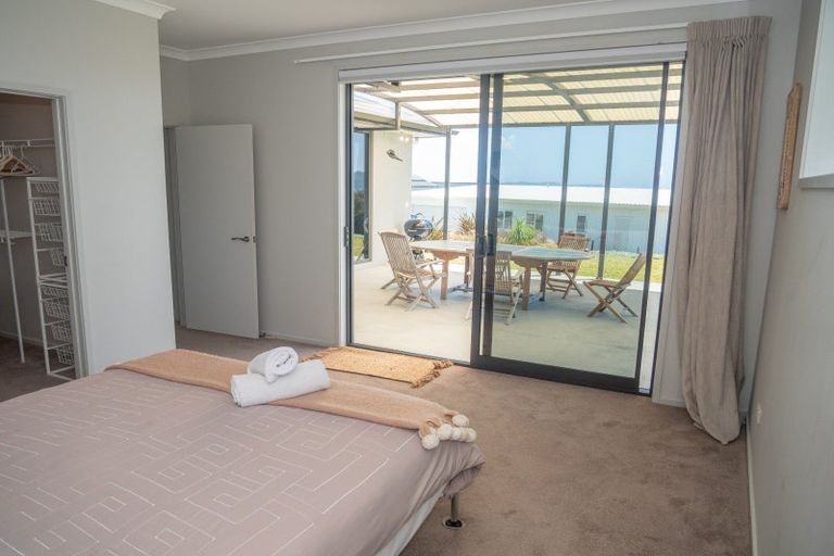 Photo of property in 31 Eagles Way, Cable Bay, 0420