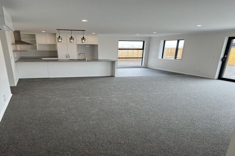 Photo of property in 5 Henshaw Street, Woodend, 7610