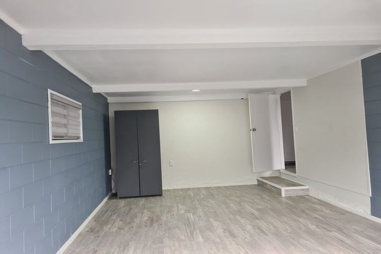 Photo of property in 110 Lauderdale Road, Birkdale, Auckland, 0626