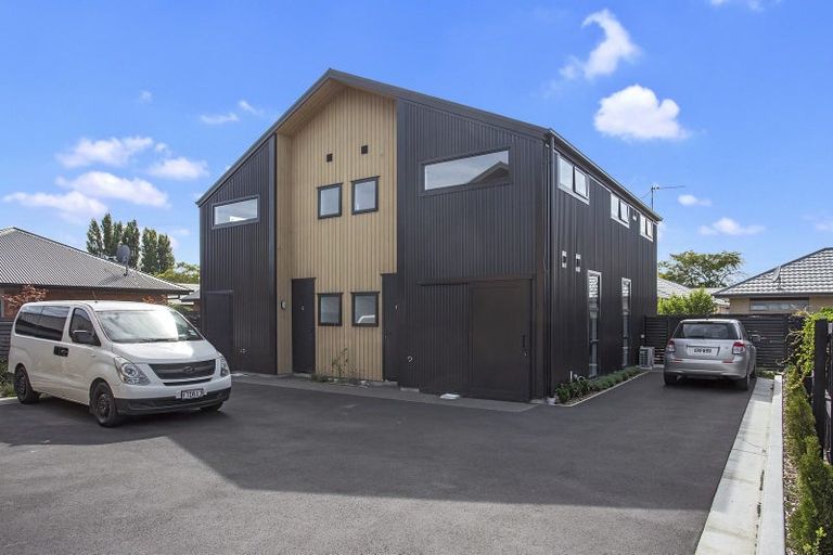 Photo of property in 18d Collins Street, Addington, Christchurch, 8024