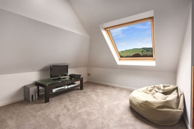 Photo of property in 62b Ngaio Road, Waikanae, 5036