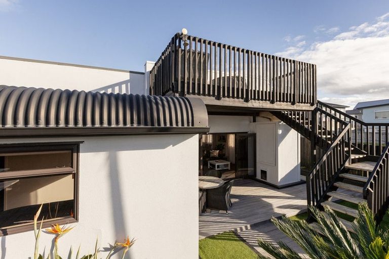 Photo of property in 728 Papamoa Beach Road, Papamoa Beach, Papamoa, 3118