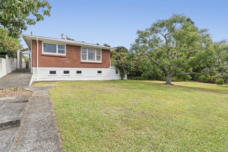 Photo of property in 88a Brois Street, Frankleigh Park, New Plymouth, 4310