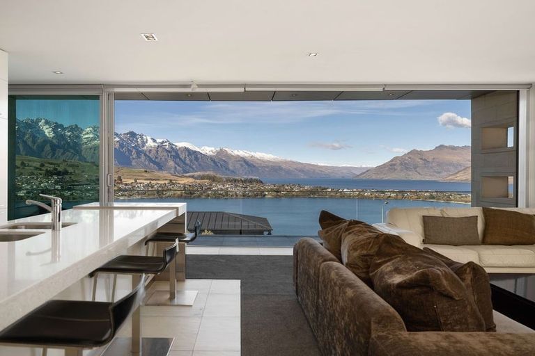 Photo of property in 74 Panorama Terrace, Queenstown, 9300