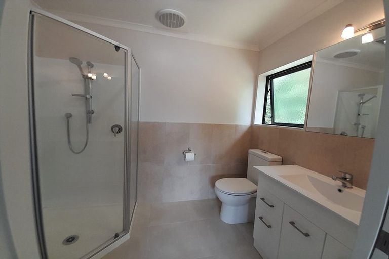 Photo of property in 52a Rodney Street, Howick, Auckland, 2014