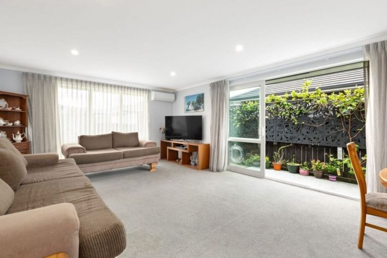 Photo of property in 2 Long Acre Close, Katikati, 3129