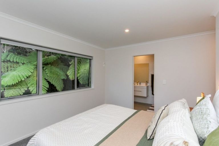Photo of property in 5b Cyrus Street, Whalers Gate, New Plymouth, 4310