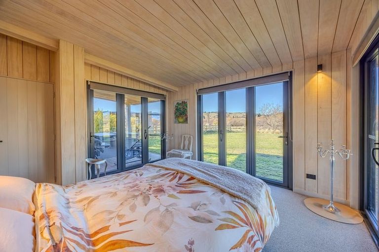 Photo of property in 2/19 Monteith Road, Albert Town, Wanaka, 9382
