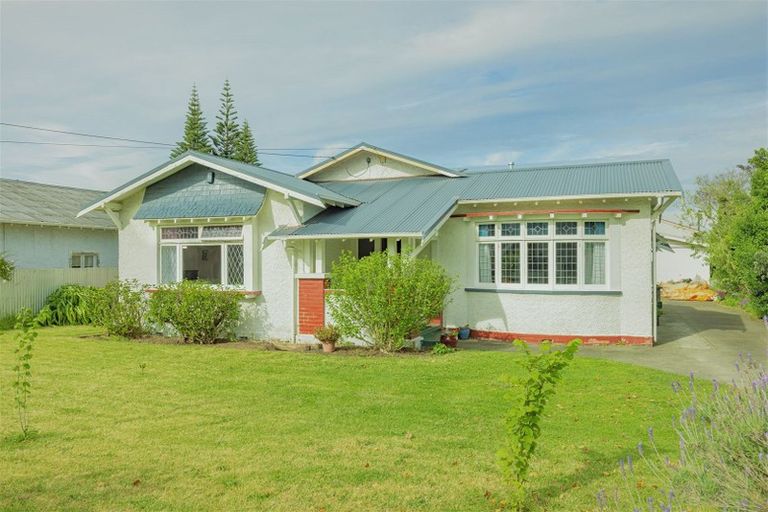 Photo of property in 107 Gonville Avenue, Gonville, Whanganui, 4501