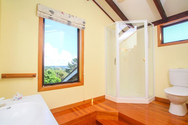 Photo of property in 4 Arabella Road, Opua, 0200