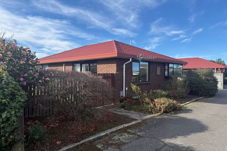 Photo of property in 76 Barrington Street, Somerfield, Christchurch, 8024