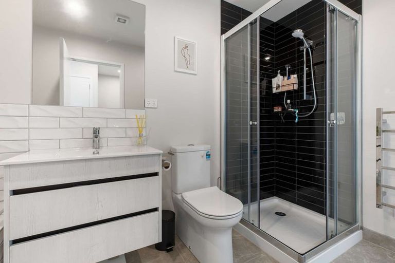 Photo of property in 27 Treloar Crescent, Hobsonville, Auckland, 0616