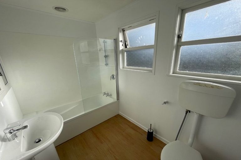 Photo of property in 39 Park Estate Road, Rosehill, Papakura, 2113