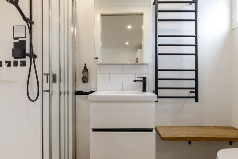 Photo of property in 207 Parekaawa Drive, Motuoapa, 3382