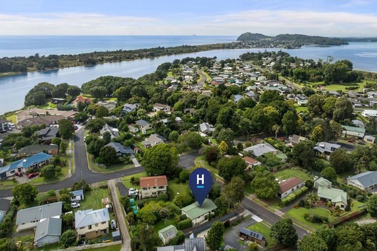 Photo of property in 2 Adela Stewart Drive, Athenree, Katikati, 3177