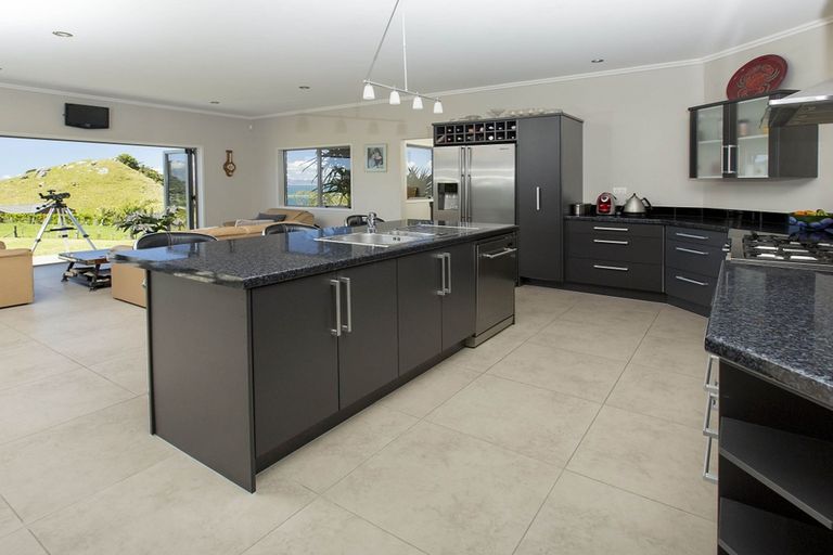 Photo of property in 19 Bay View Road, Whangarei Heads, Whangarei, 0174