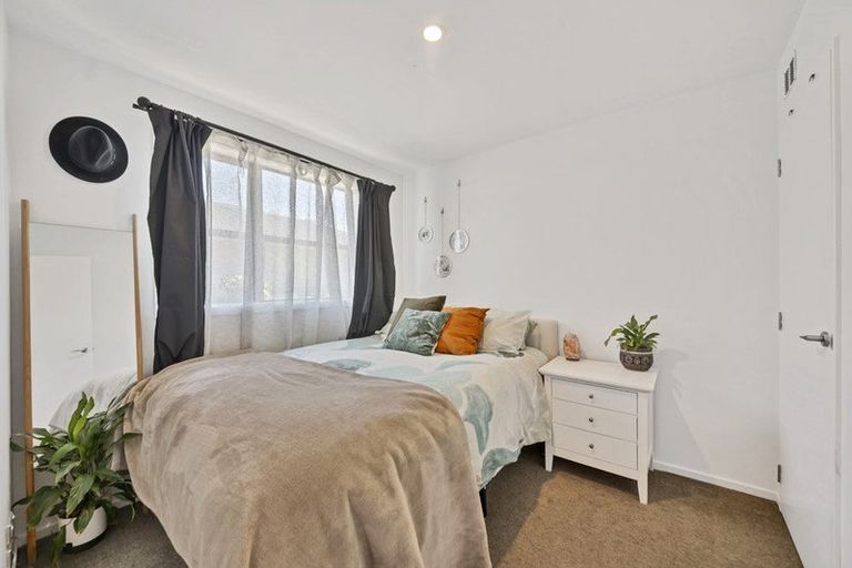 Photo of property in 2/9 Cameron Street, Sydenham, Christchurch, 8023