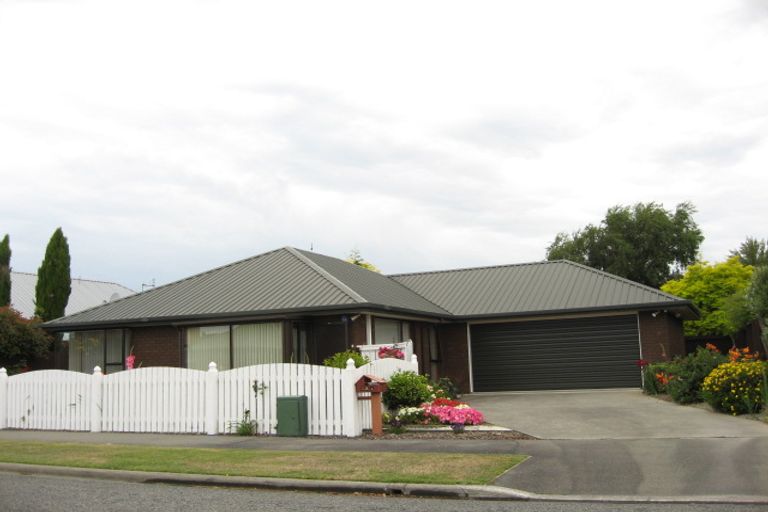 Photo of property in 12b Chardale Street, Avondale, Christchurch, 8061