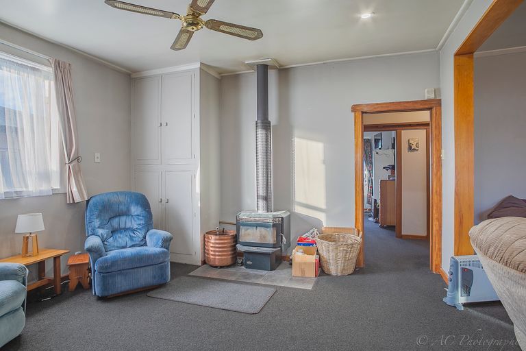 Photo of property in 95 North Street, Seaview, Timaru, 7910