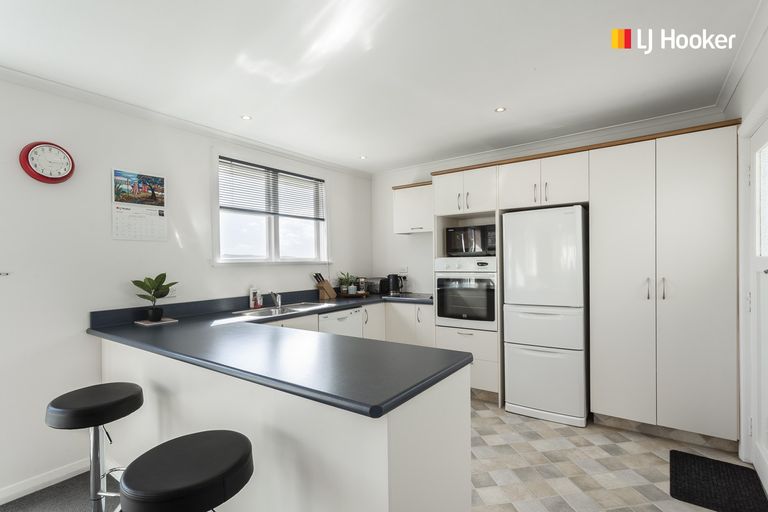 Photo of property in 194 Brockville Road, Brockville, Dunedin, 9011