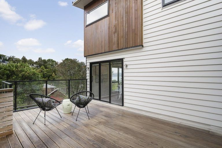 Photo of property in 48 Rangiora Avenue, Kaiwharawhara, Wellington, 6035