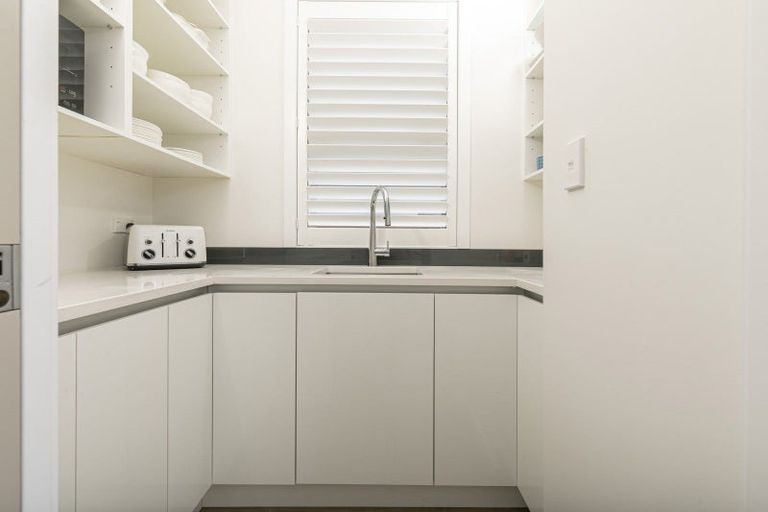 Photo of property in 80 Riverhead Point Drive, Riverhead, 0820