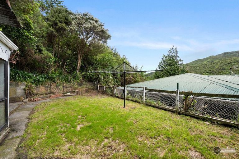 Photo of property in 113 Coast Road, Wainuiomata, Lower Hutt, 5014
